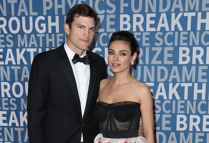 ВКонтакте желісіндегі жалаңаш қыздар