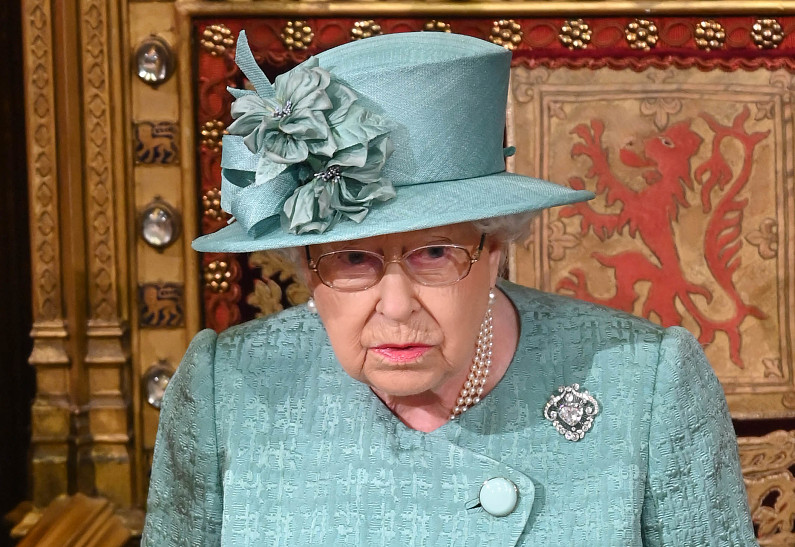 У лакея королевы Елизаветы выявили коронавирус