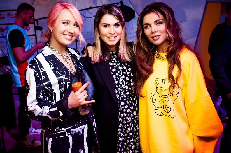 Клава Кока, Лаура Джугелия, Анна Седокова