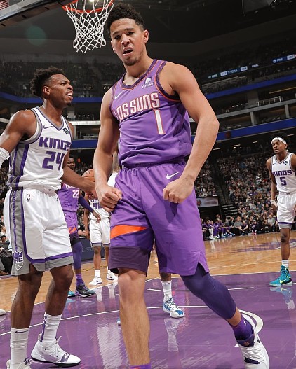 Девин Букер