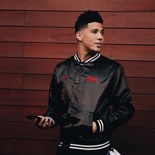 Девин Букер