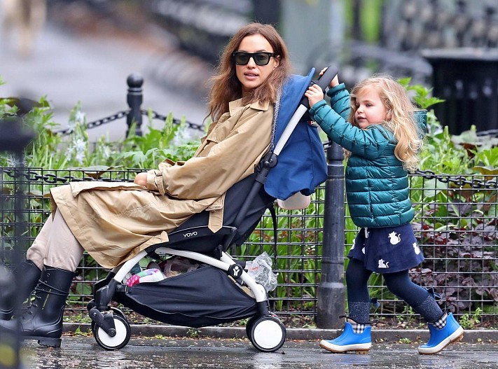 Ирина Шейк с дочкой Леей