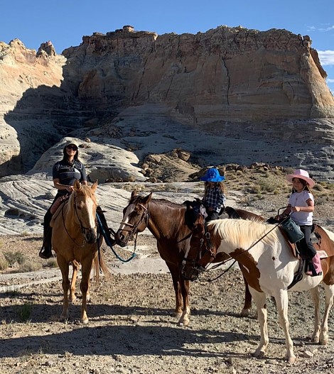 Кортни Кардашьян с детьми