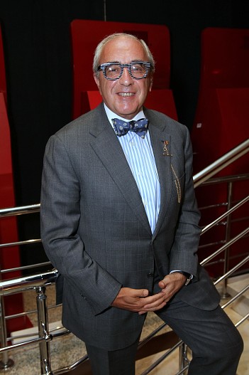 Александр Добровинский