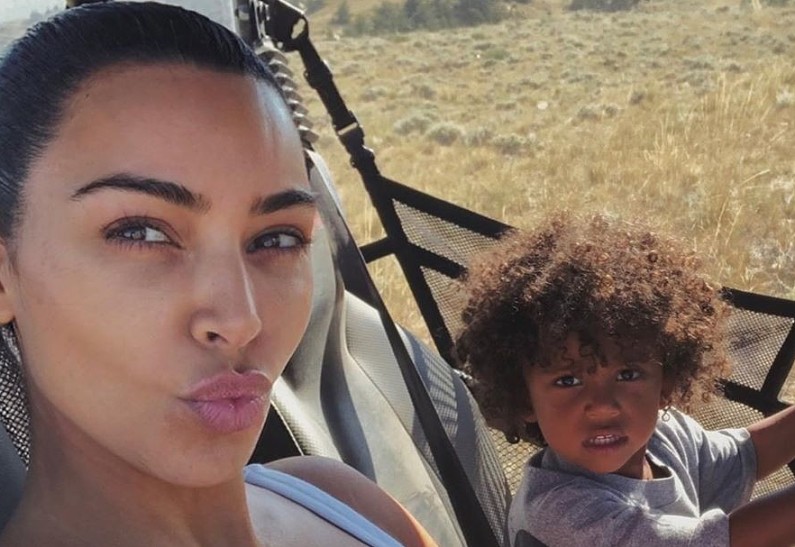 4-летний сын Ким Кардашьян сделал неожиданное признание: «Мама любит оставлять меня одного»