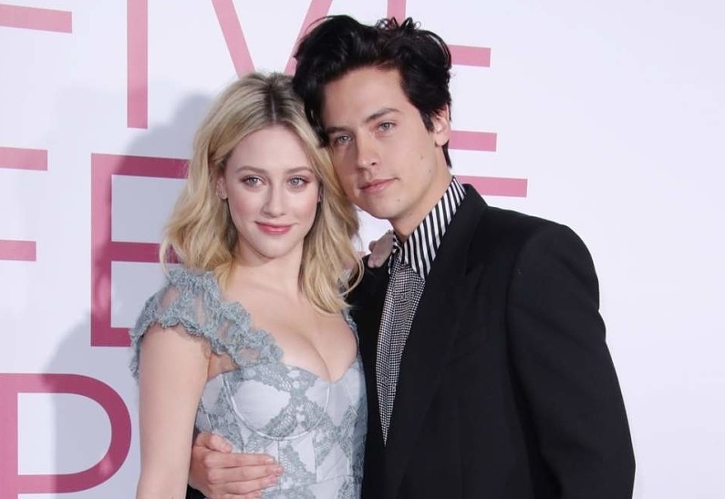 Коул Спроус и Лили Рейнхарт прокомментировали обвинения в сексуальном насилии