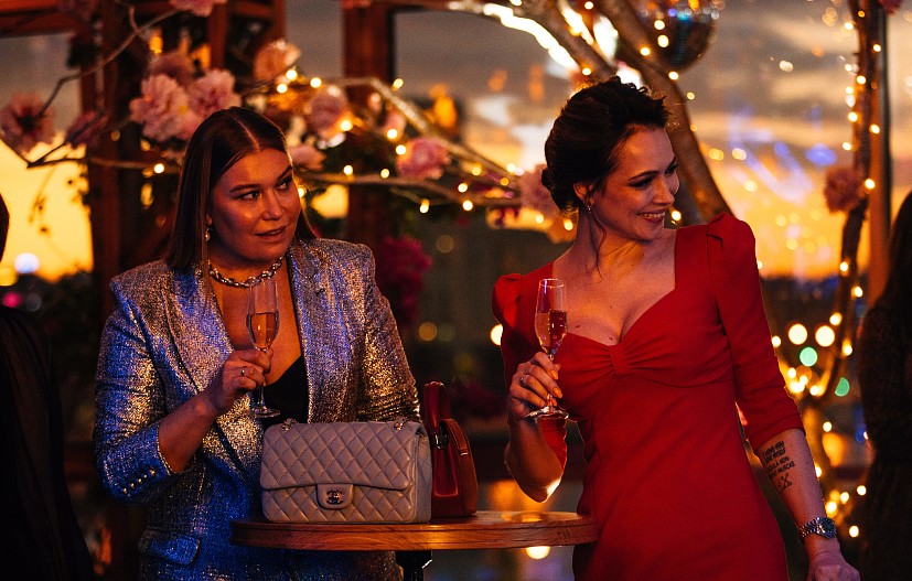 Кристина Бабушкина и Настасья Самбурская