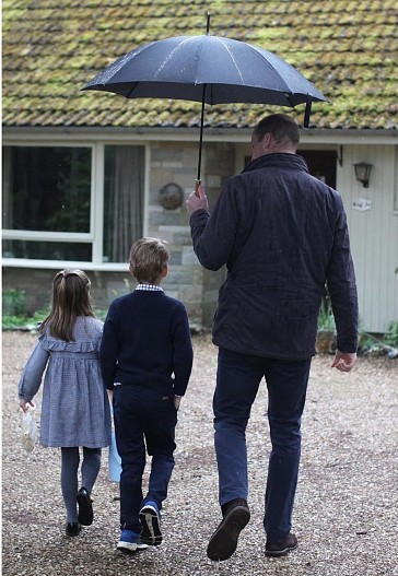 Принц Уильям с детьми