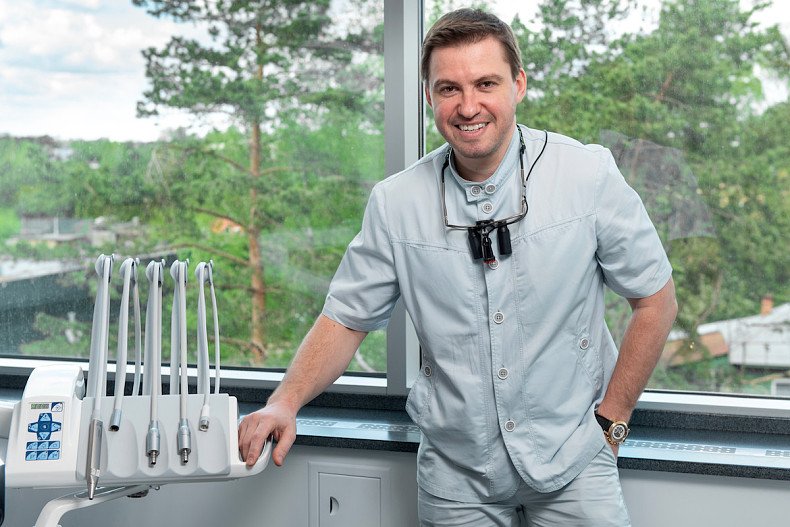 Артавазд Манукян, основатель и главный врач сети стоматологических клиник AestheticA