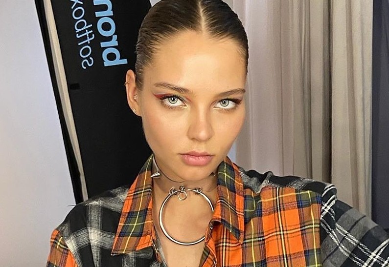 Алеся Кафельникова выпустила музыкальный альбом