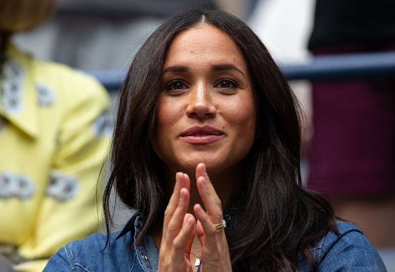 Меган Маркл заявила, что британская пресса намеренно поссорила ее с отцом