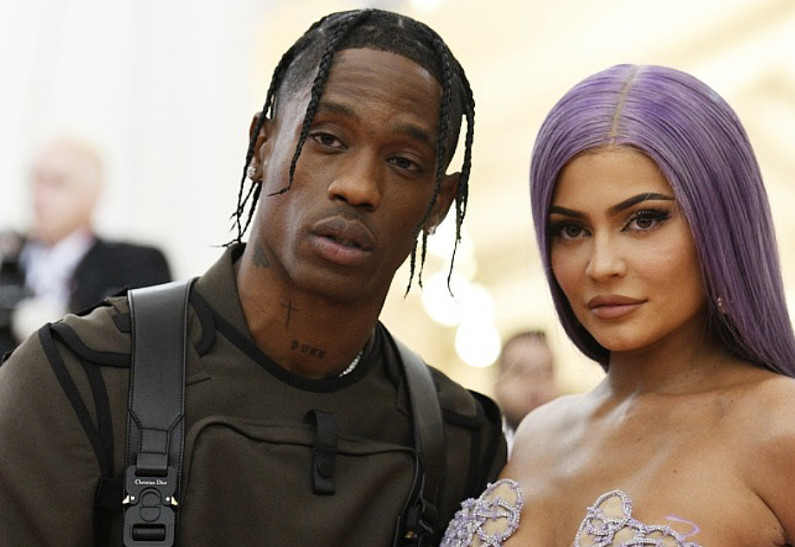 Кайли Дженнер сходила на свидание с экс-возлюбленным Трэвисом Скоттом