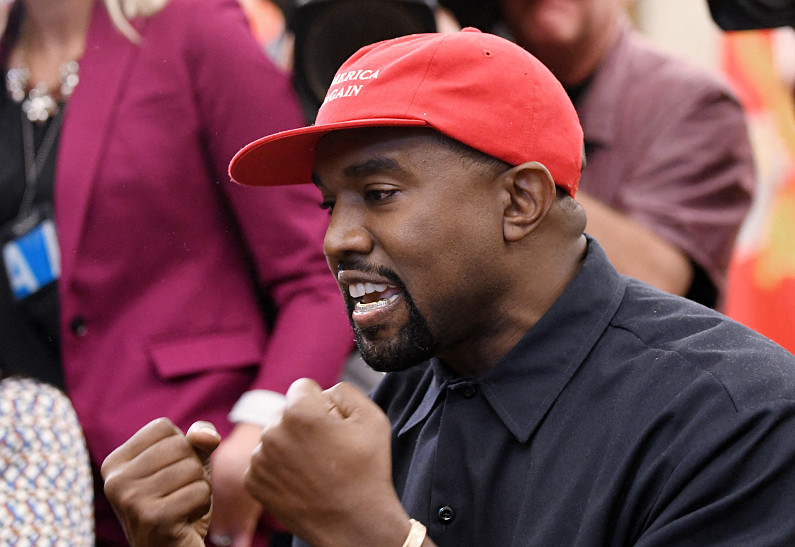 Возвращение домой: Канье Уэст строит грандиозные планы после приступа биполярного расстройства