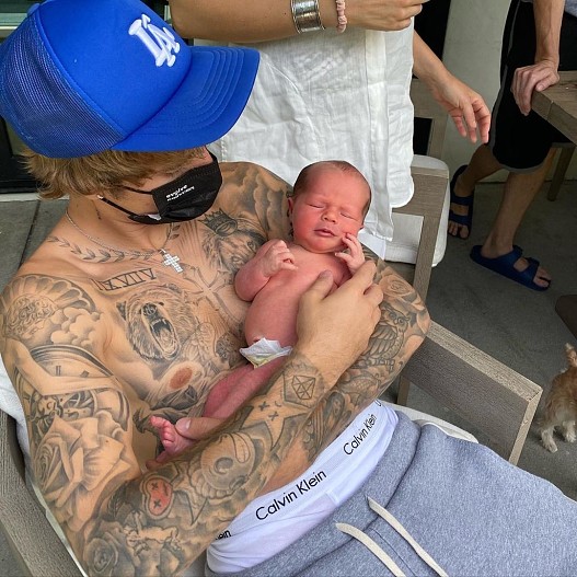 Джастин Бибер с племянницей Айрис