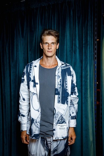 Евгений Романцов