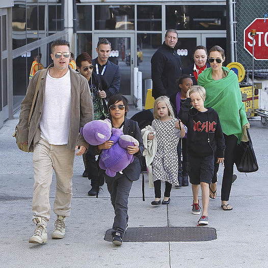 Брэд Питт и Дженнифер Энистон вновь стали близки как никогда