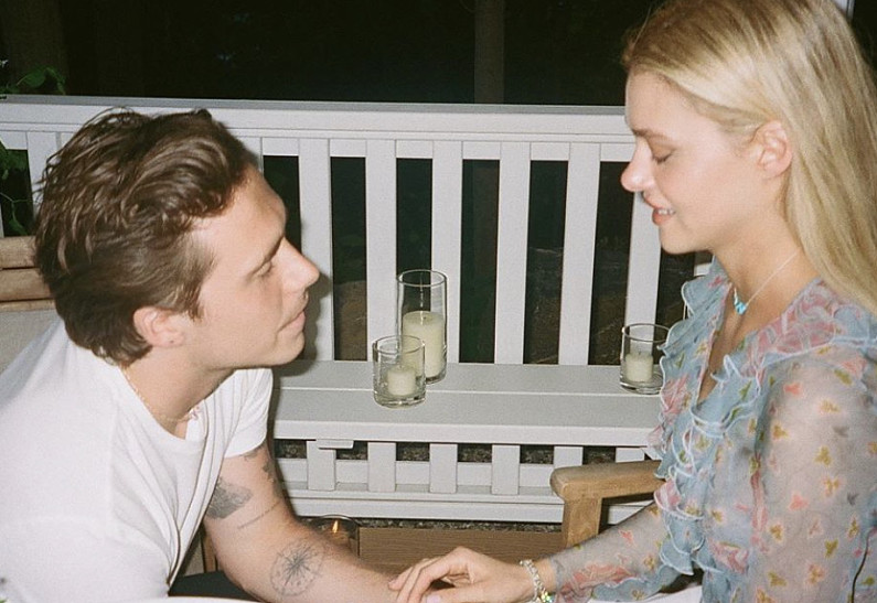 СМИ: Бруклин Бекхэм и Никола Пельтц тайно поженились