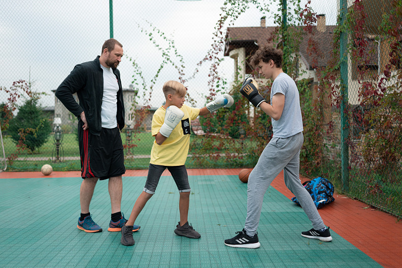 Игорь Синявский и юные участники Чемпионского фитнес-уикэнда