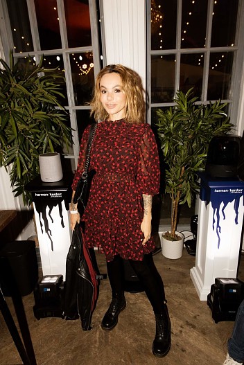 Маша Цигаль