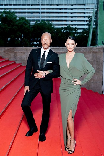 Фёдор Бондарчук и Паулина Андреева (бьюти-образ&nbsp;Armani Beauty)