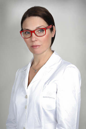 Анжелика Ужва, врач-дерматокосметолог, специалист по всем видам аппаратной и инъекционной косметологии клиники «Время Красоты»