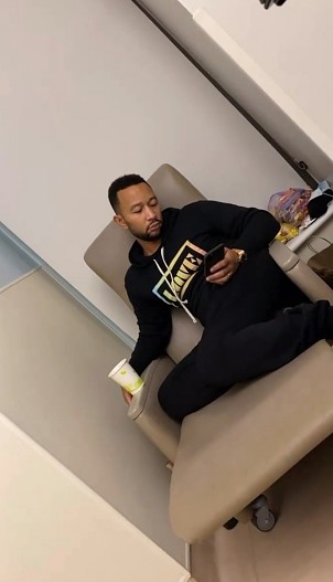 Джон Ледженд