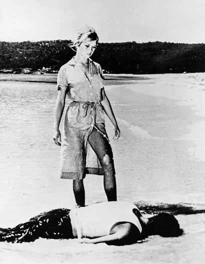 Брижитт Бардо (кадр из фильма И Бог создал женщину, 1956)