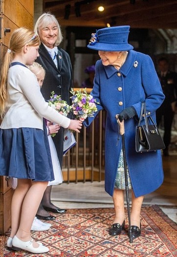 Королева Елизавета II