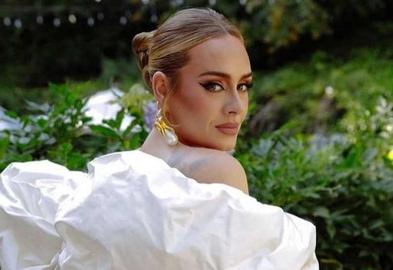 Адель довела поклонников до слез. Видео!