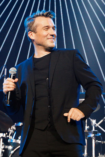 Александр Постоленко