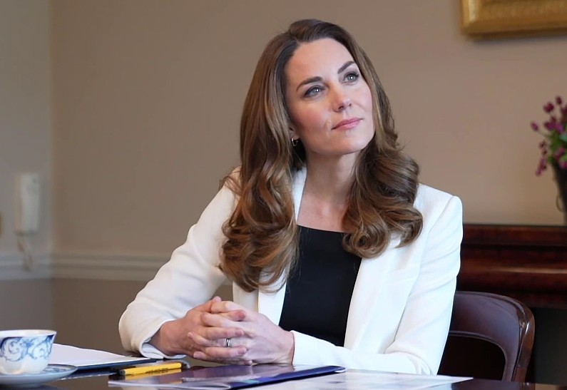 Кейт Миддлтон стала последней надеждой королевской семьи в противостоянии с принцем Гарри и Меган Маркл. И вот почему!