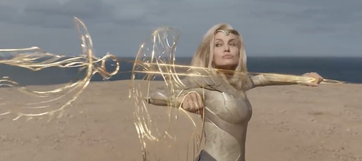 Анджелина Джоли