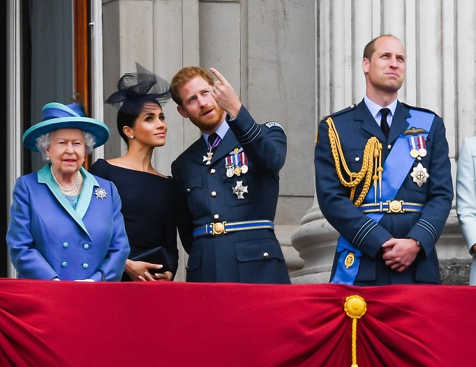 Елизавета II, Меган Маркл, принц Гарри и принц Уильям