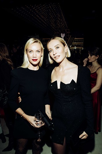 Елена Крыгина и Наташа Давыдова