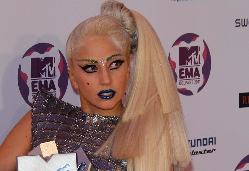 Мадонна, Леди Гага, Бейонсе и другие: топ-20 самых сногсшибательных образов MTV EMA