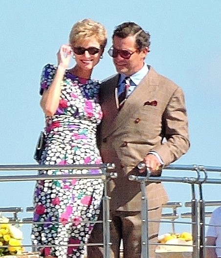 Элизабет Дебики в роли принцессы Дианы