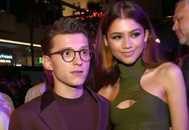 Теперь официально: Том Холланд и Зендея встречаются. Рассказываем!