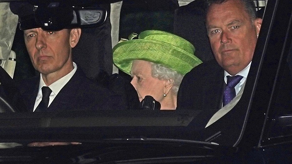 Королева Елизавета II