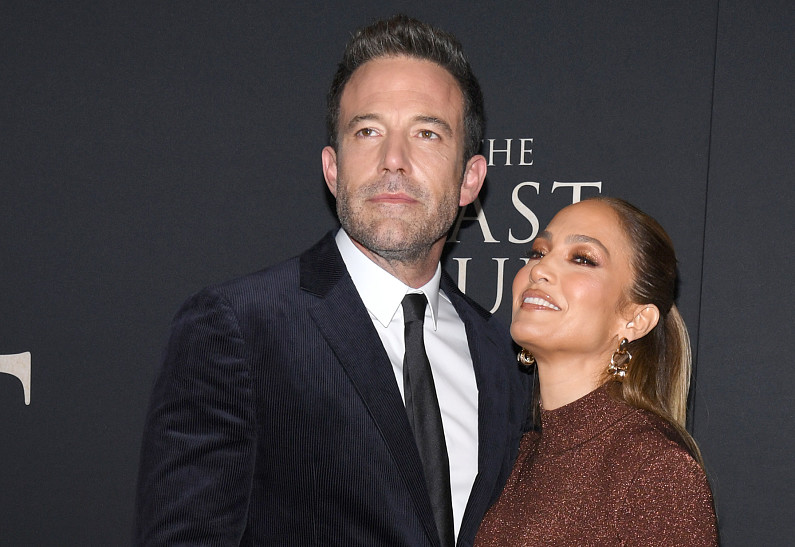 «Тяжело переносят разлуку»: инсайдер поделился подробностями отношений Дженнифер Лопес и Бена Аффлека