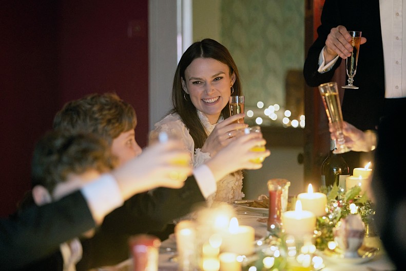 Кадр из фильма Тихая ночь