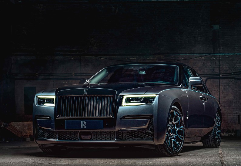 Rolls-Royce Black Badge Ghost дебютирует в России