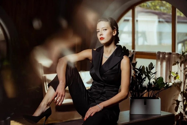 Софья Донианц (украшения Mercury)