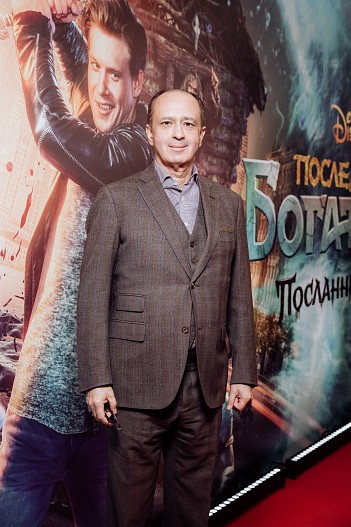 Александр Шенкман