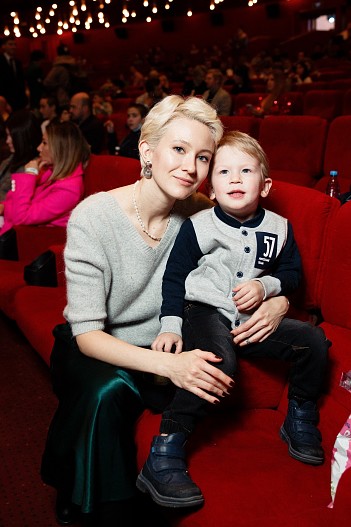 Яна Гладких с сыном
