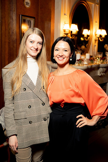 Виола Сюткина и Елена Мироненко