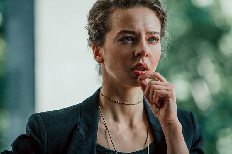 Кадры из сериала КрисТина