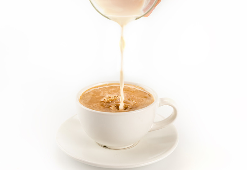 Кофе с молоком — вред или польза?