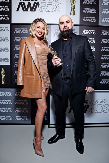 Artik & Asti