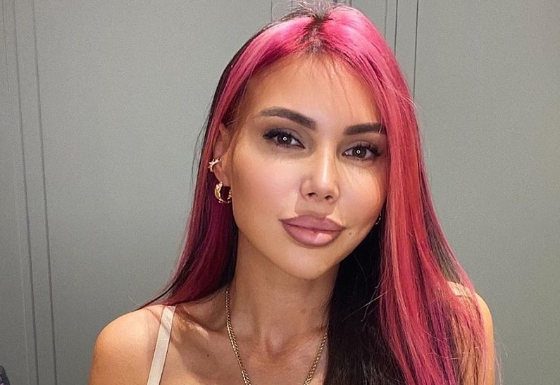 Оксана Самойлова готовится к пластической операции