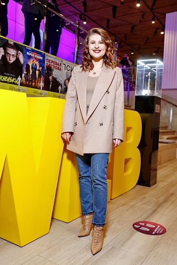 Анна Цуканова-Котт